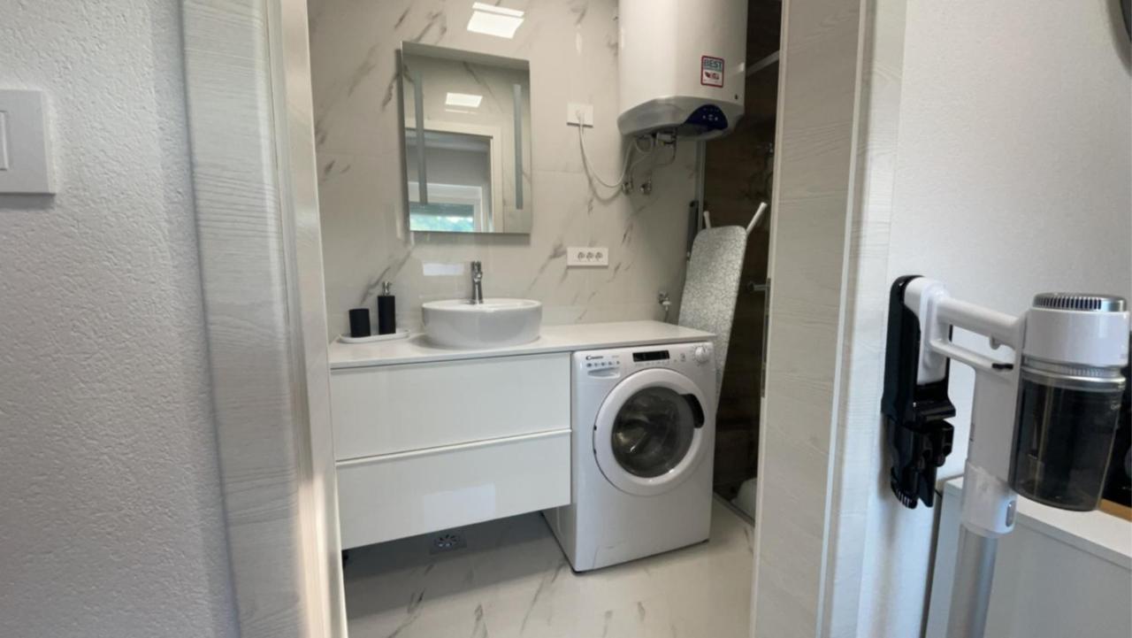 Apartma Lima Ankaran Eksteriør bilde